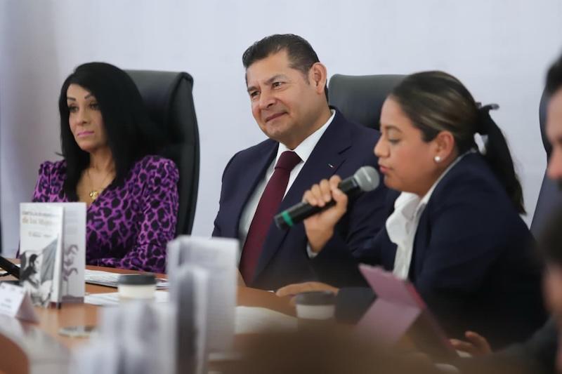Protección de mujeres es política de estado en Puebla: Alejandro Armenta 
