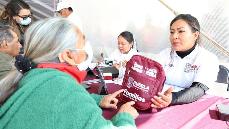 Jornadas del SEDIF dan el corazón y abrazan a las familias poblanas