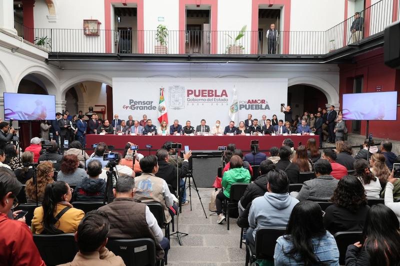 Puebla contiene la violencia tras jornada de incendios; saldo blanco y tres detenidos