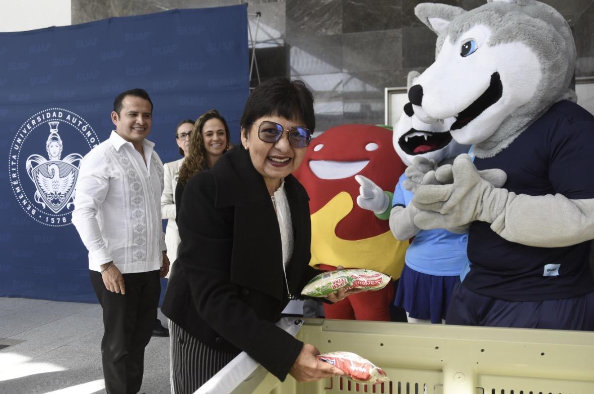 La BUAP inicia la campaña "Échale los kilos, donación de arroz y frijol 2025"