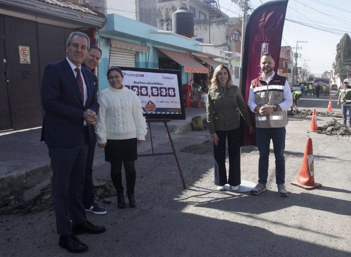 Con inversión histórica, Gobierno de la Ciudad atiende más de 200 mil baches en la capital