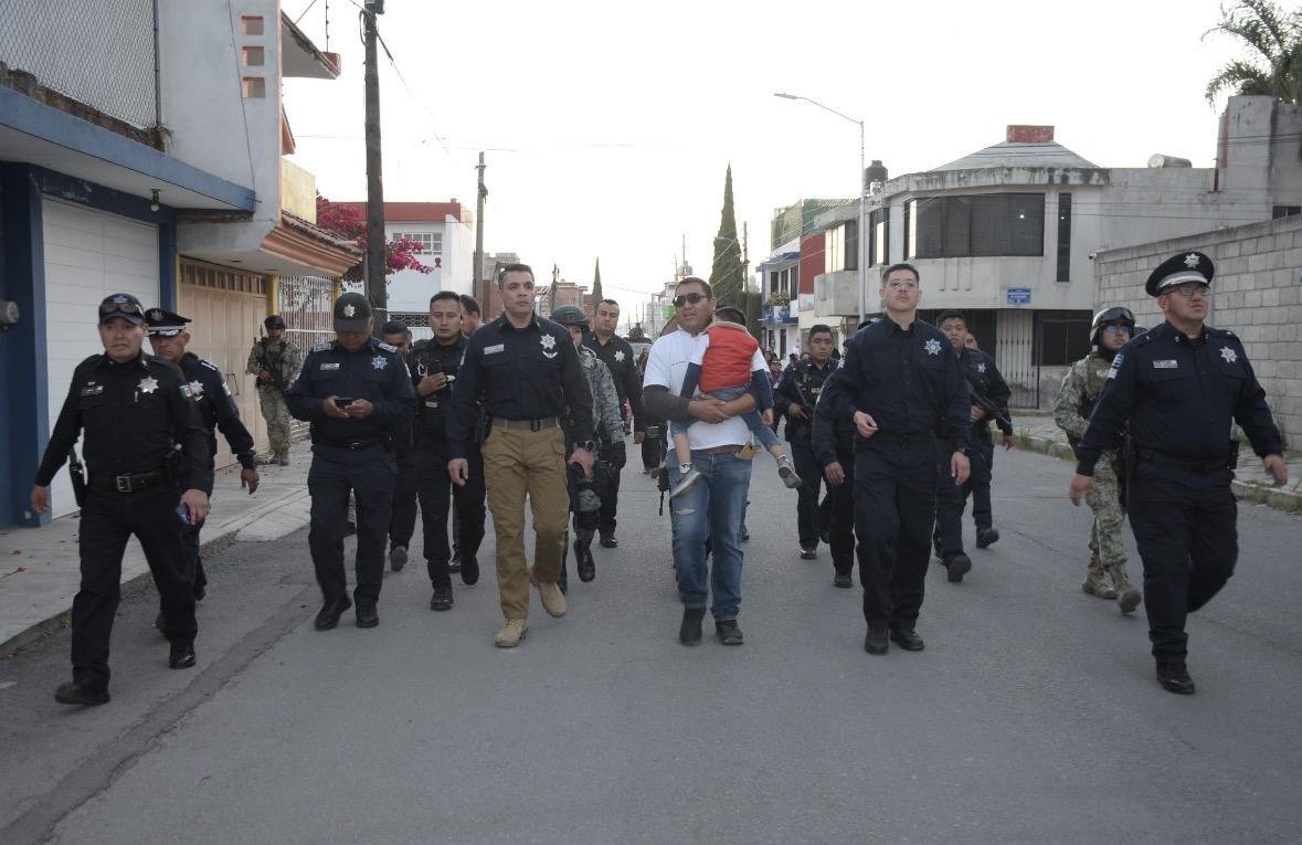 Pepe Chedraui y MariElise Budib encabezan convivencia navideña en el Dormitorio Municipal