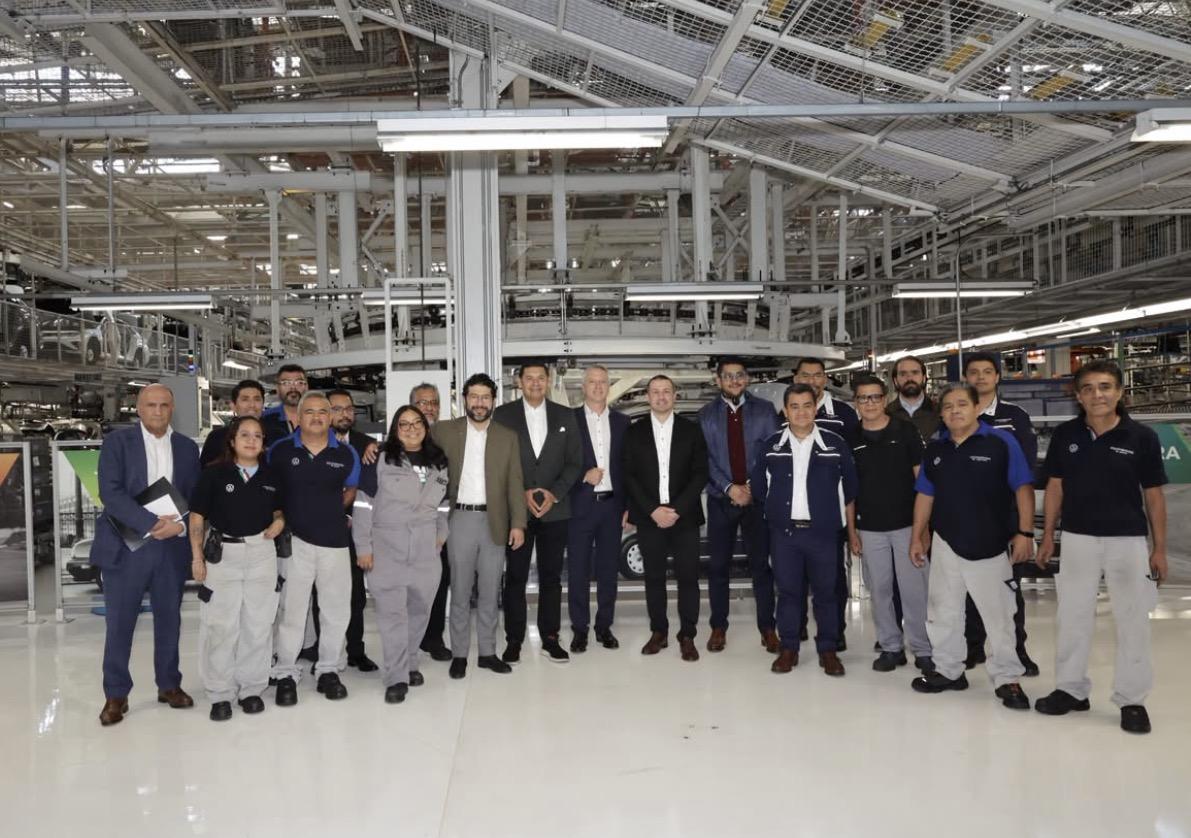 Gobierno Federal y Gobierno Estatal contribuyen en conciliación entre empresa y sindicato de VW