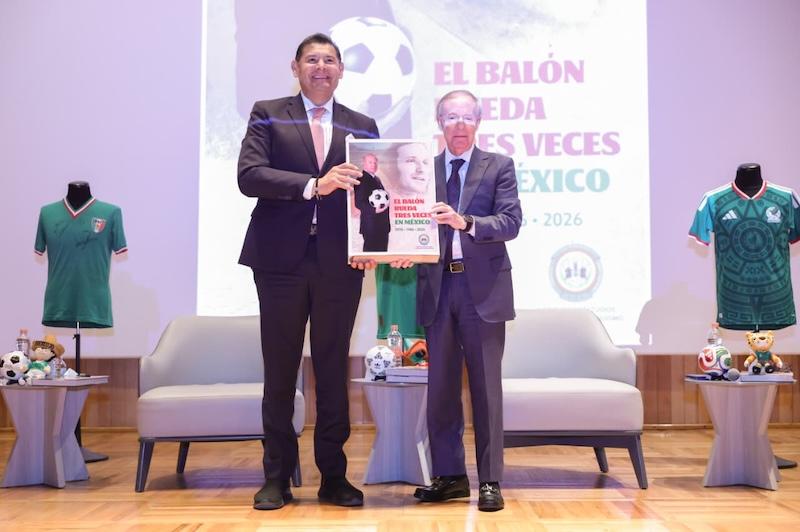 Gobierno del Estado de Puebla y José Ramón Fernández proyectan legado mundialista de México