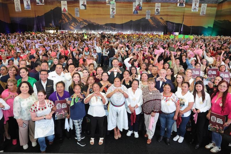 Mujeres rurales reciben apoyos sin precedentes y transforman con su talento la economía poblana&nbsp;