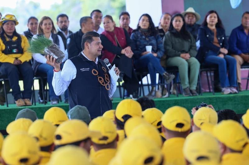 Gobierno Estatal siembra futuro con bosques y agua limpia para las próximas generaciones